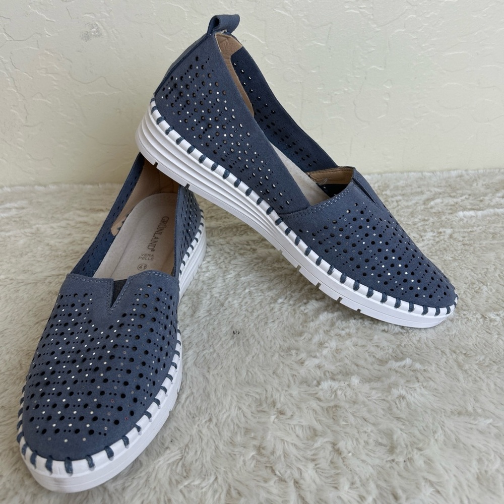 Grunland Women Sz 41 Vera Pelle Slip On Perforated Sneakers Shoes Blue Suede NEW